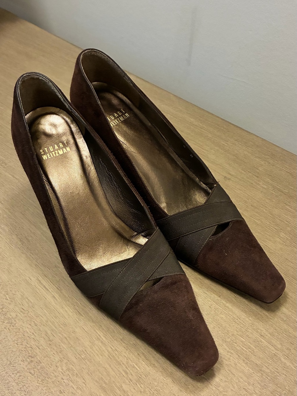 Stuart Weitzman Dark Brown Suede Pointed Toe Pumps with Crossover Elastic